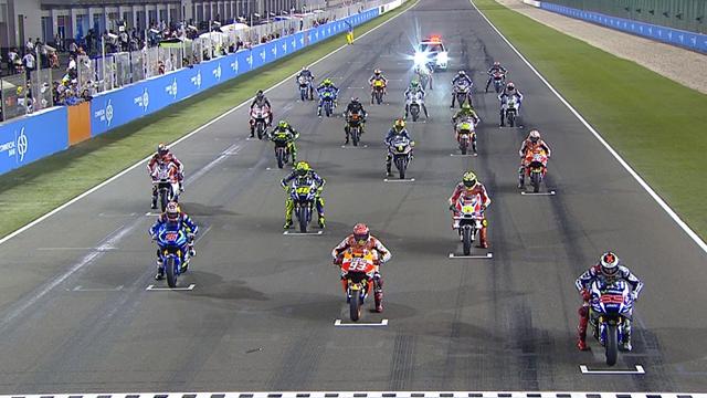 En pole, Lorenzo a réussi le holeshot En pole, Lorenzo a réussi le holeshot