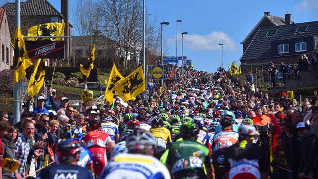 La Belgique se préparait à dix jours d'une fête aujourd'hui dérisoire et menacée