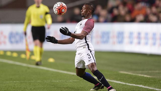 70 sélections et 5 vies plus tard, Evra est toujours là