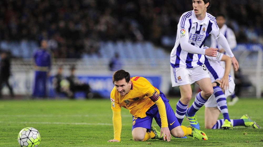 Messi à genoux, comme un symbole