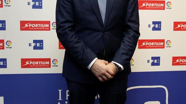 Blázquez califica de "desastrosa" para el balonmano la retirada del Aragón
