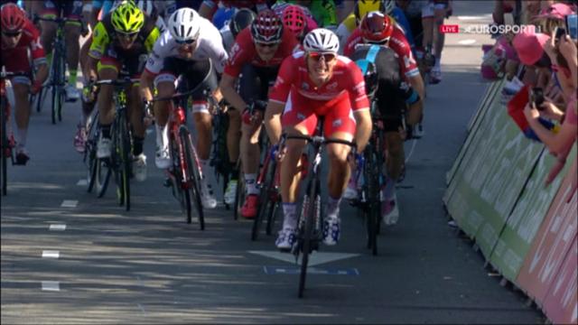 Kittel sprints to victory in stage three of the Giro Kittel sprints to victory in stage three of the Giro