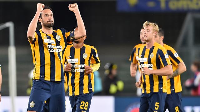 Luca Toni finit sa carrière par une Panenka contre la Juve