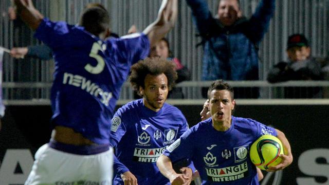 Toulouse se maintient au terme d’un match fou, Reims et le Gazélec relégués en Ligue 2