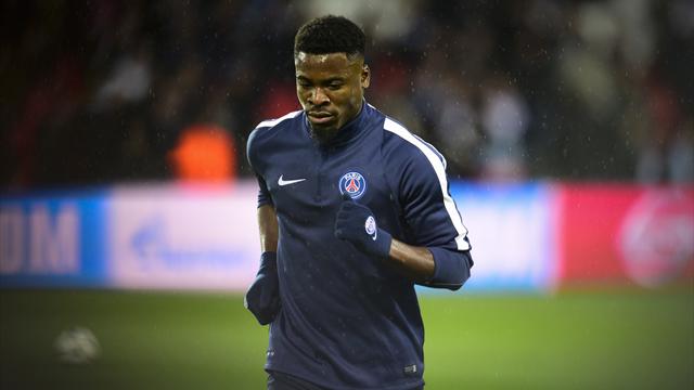 Sorti de garde à vue, Aurier sera jugé en septembre pour violences sur policier