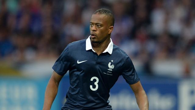 Evra prolonge avec la Juve jusqu’en 2017