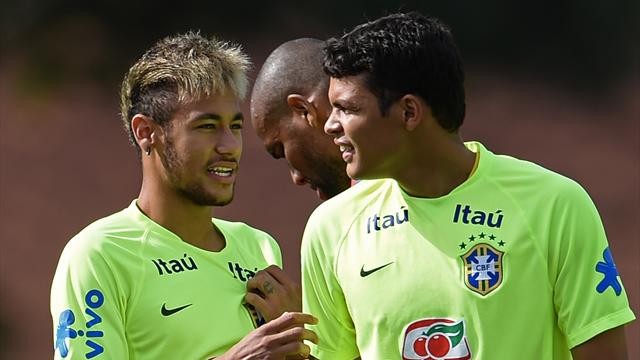 Neymar sous le maillot du PSG ? Thiago Silva « like » ça