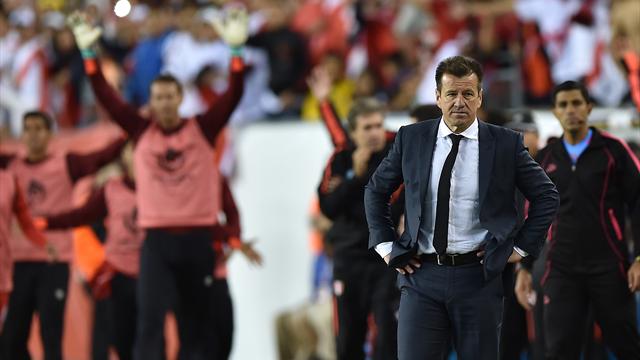 Dunga prend la porte
