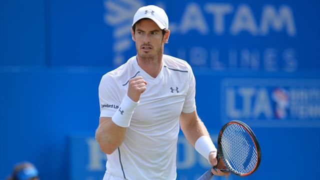 Murray, lui, trace sa route vers un cinquième titre record