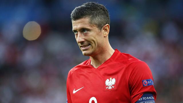 Pour son sélectionneur, Lewandowski est « le meilleur 9 du monde »