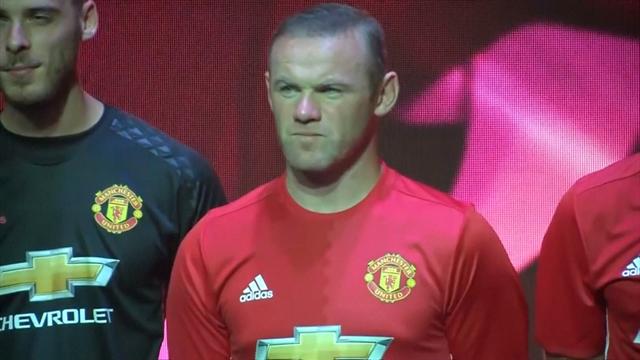 Manchester United dévoile son nouveau maillot domicile