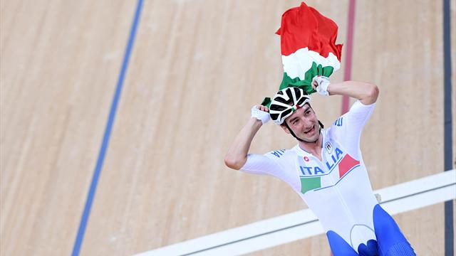 Un anno dopo: Elia Viviani nell'omnium è uno degli ori più belli e sofferti Un anno dopo: Elia Viviani nell'omnium è uno degli ori più belli e sofferti