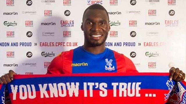 A peine transféré à Crystal Palace, Benteke commet une belle boulette