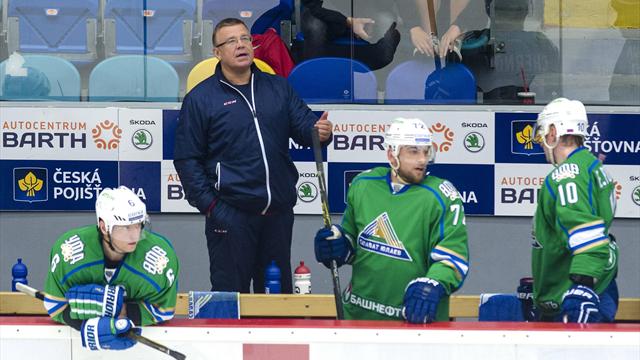 «Салават Юлаев» уволил Захаркина