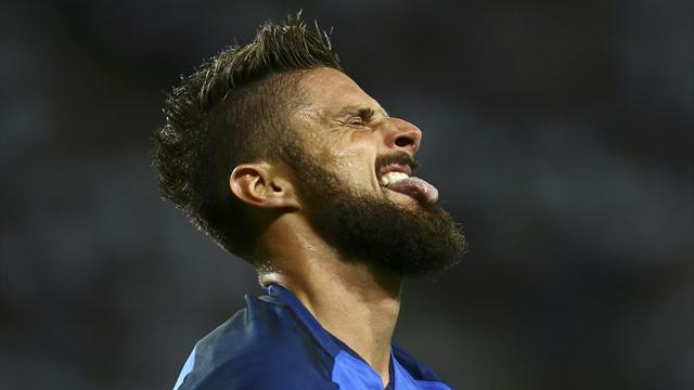 Giroud a-t-il encore sa place dans le onze des Bleus ? Nos journalistes en débattent