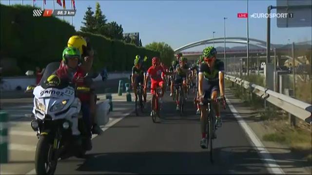 Vuelta: Quintana feiert mit einem Gläschen Sekt Vuelta: Quintana feiert mit einem Gläschen Sekt