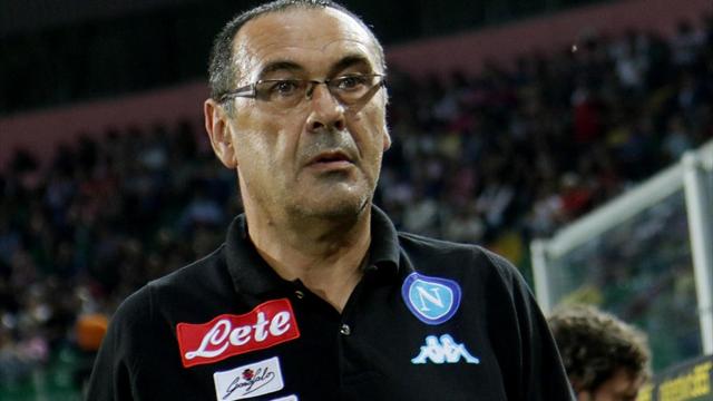 Naples : l'entraîneur Sarri tacle son président