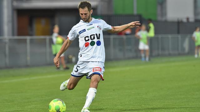 Strasbourg domine Troyes et grimpe à la 2e place du classement