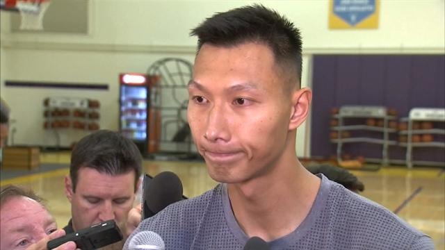 易建联要求离队 湖人官宣裁阿联