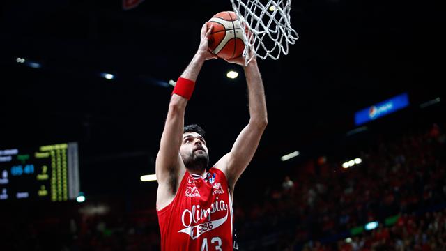 Olimpia da brivido, come sempre in Europa, ma finalmente torna a vincere