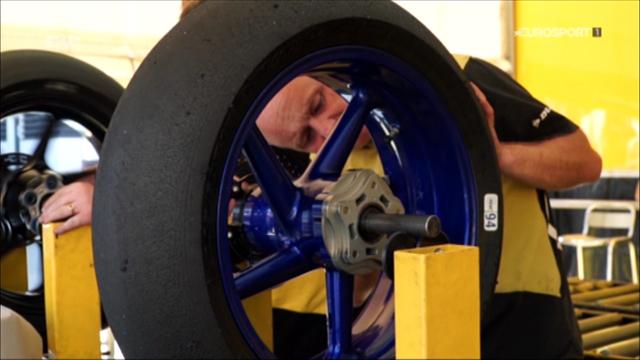 Inside EWC: Behind the scenes with Dunlop Motorsport - Bol d'Or logistical challenge Inside EWC: Behind the scenes with Dunlop Motorsport - Bol d'Or logistical challenge