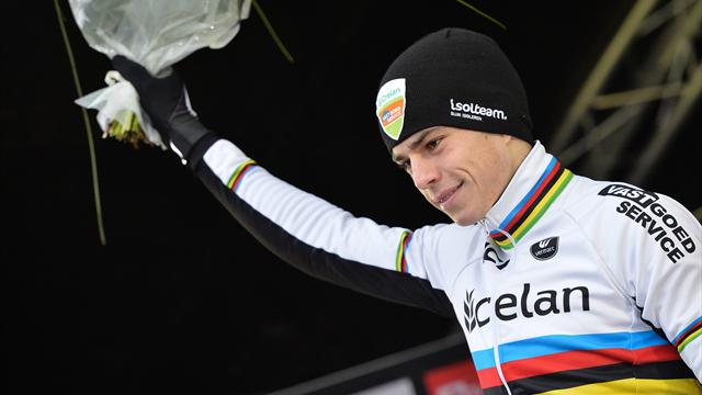 Van Aert breaks toe at CrossVegas World Cup