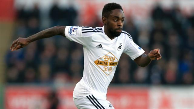 Nathan Dyer faces two months on sidelines after ankle surgery