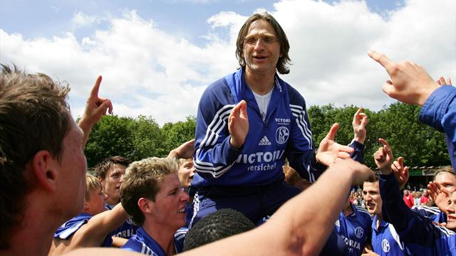 Schalke verlängert mit U19-Trainer Elgert unbefristet