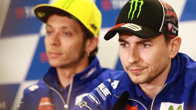 Duell zwischen Yamaha-Piloten Rossi & Lorenzo um den Vizetitel