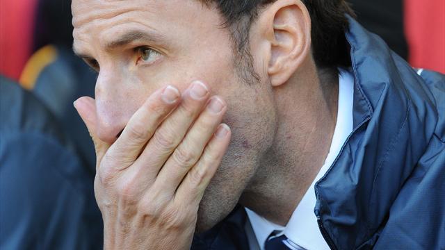 England to wear new navy blue kit against Germany