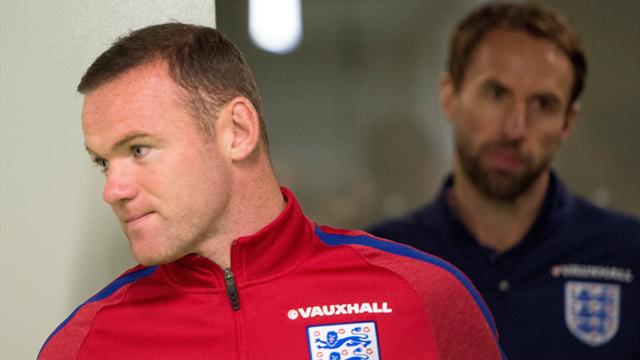 Rooney : « Mon rôle de capitaine ne va pas changer depuis le banc de touche »