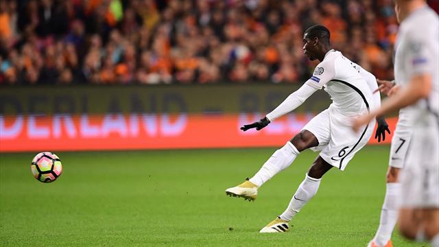 La frappe de 30 mètres de Pogba a surpris Stekelenburg