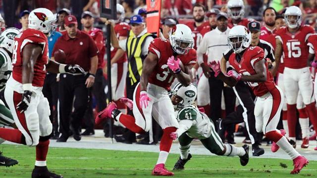 28-3. El poder terrestre de David Johnson rompe defensa de Jets