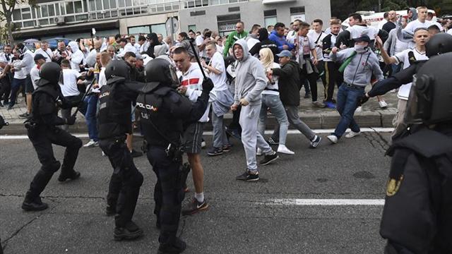 Doce hinchas del Legia detenidos y ocho heridos hasta final del partido