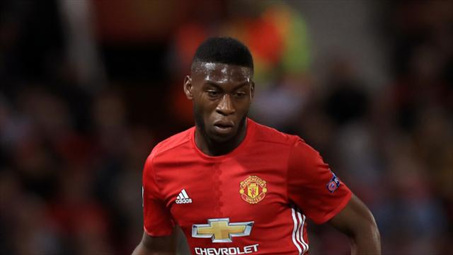 Timothy Fosu-Mensah signs new long-term deal at Manchester United