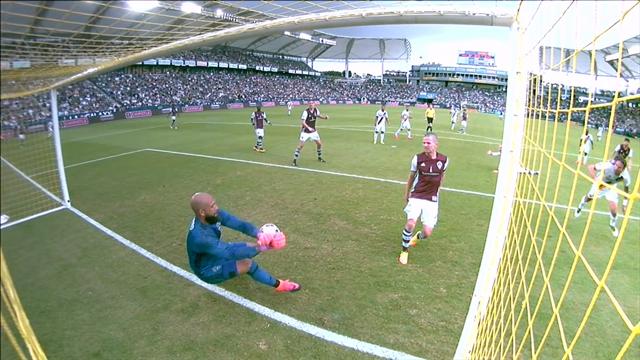 Un petit pont et un but de Giovani ont suffi au LA Galaxy pour dominer Colorado