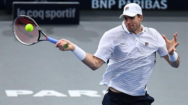Impérial au service, Isner a étouffé Cilic