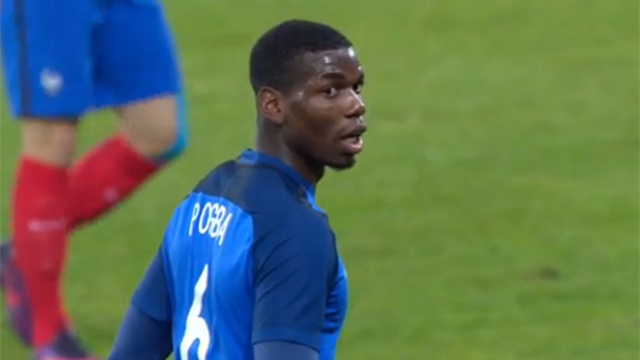 Quand Pogba se fait engueuler par Deschamps à cause de son placement