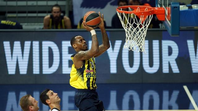 Nunnally attığı tweet yüzünden bir maç ceza aldı