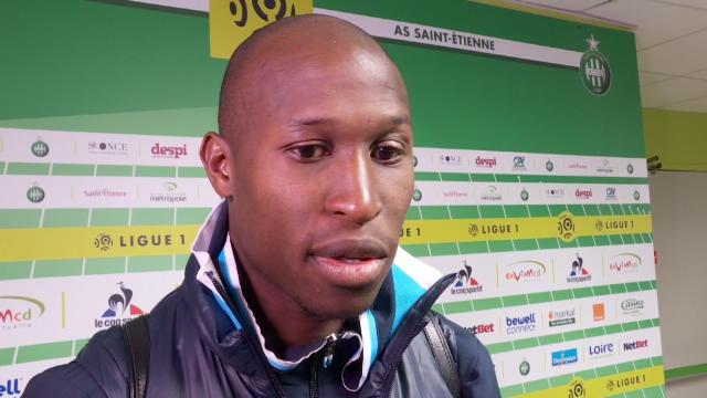 Fanni frustré : "Ça casse les... pieds" Fanni frustré : "Ça casse les... pieds"