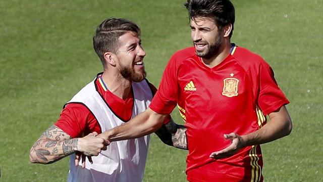 Cincuenta y cinco futbolistas en la lista mundial de la FIFA FIFPro, diez españoles