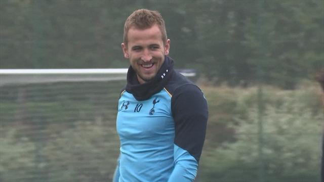 Harry Kane signs new six-year deal at Tottenham Harry Kane signs new six-year deal at Tottenham
