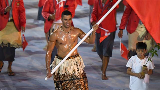 Passer du taekwondo au ski de fond ? Le pari fou de Pita Taufatofua pour les JO 2018 Passer du taekwondo au ski de fond ? Le pari fou de Pita Taufatofua pour les JO 2018