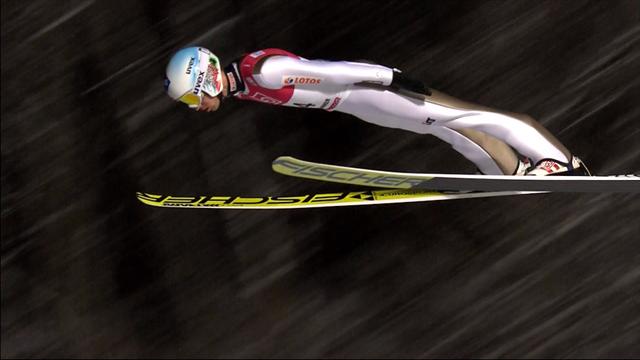 El campeón olímpico Kamil Stoch vence en el trampolín de Lillehammer en la Copa del Mundo de saltos El campeón olímpico Kamil Stoch vence en el trampolín de Lillehammer en la Copa del Mundo de saltos