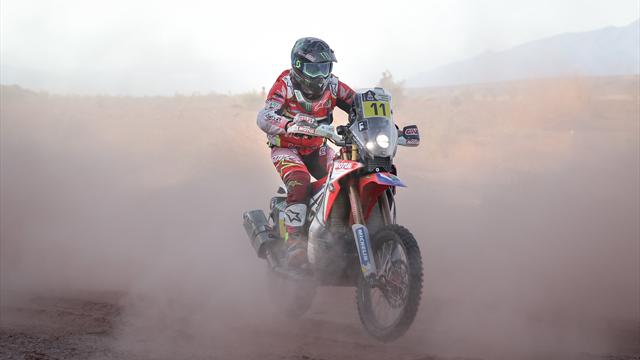 Barreda arrasa en la tercera etapa y es nuevo líder en motos