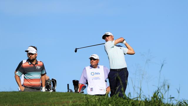 Moore, Thomas set pace at Kapalua after inspired pairing