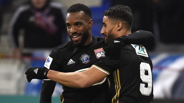 Lyon commence par un carton