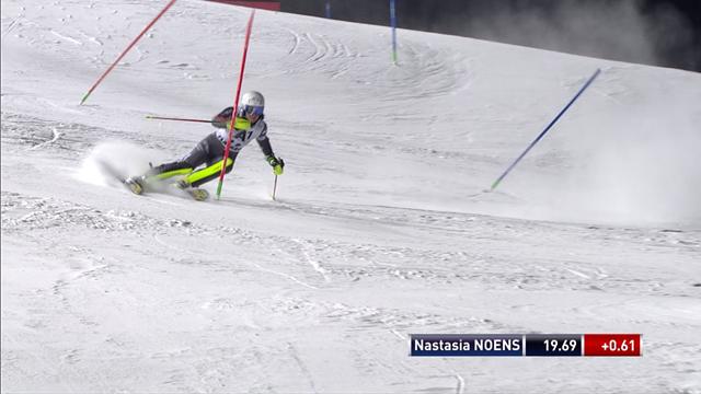 Nastasia Noens en progrès lors de la première manche du slalom de Flachau Nastasia Noens en progrès lors de la première manche du slalom de Flachau