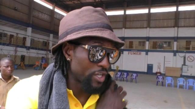 Adebayor : "Pas venus pour faire de la figuration" Adebayor : "Pas venus pour faire de la figuration"
