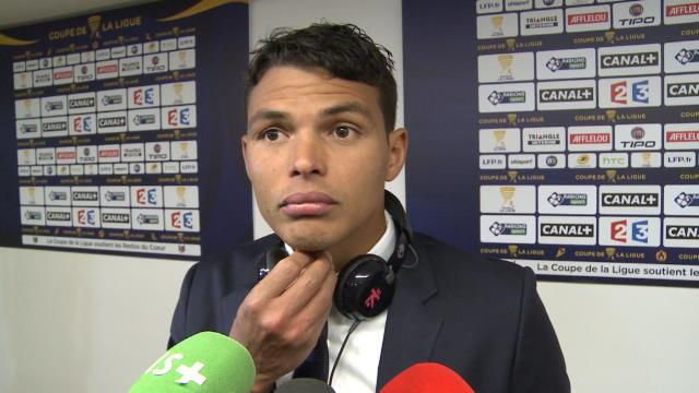 Thiago Silva : "On est plus agressif sur le terrain qu'avec Laurent Blanc" Thiago Silva : "On est plus agressif sur le terrain qu'avec Laurent Blanc"